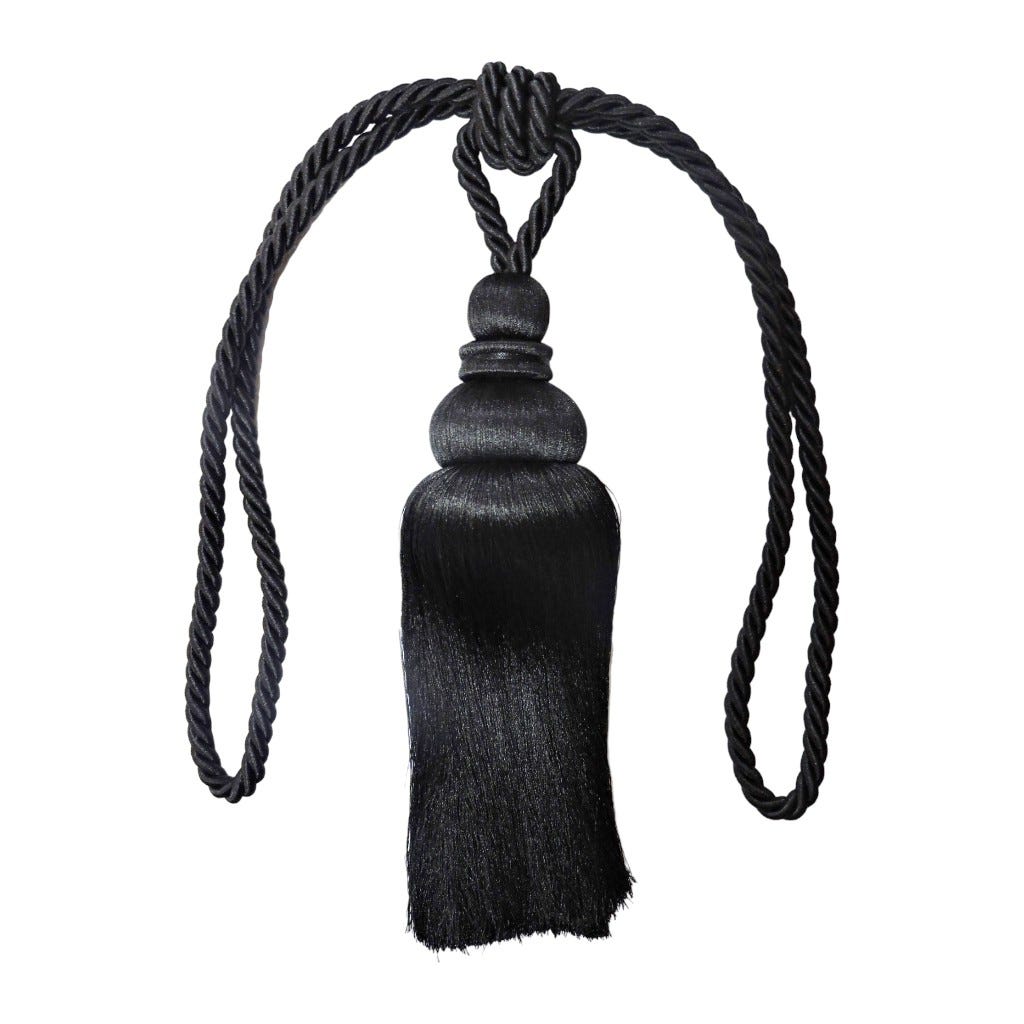 Borla De Cortina Negro 68Cm