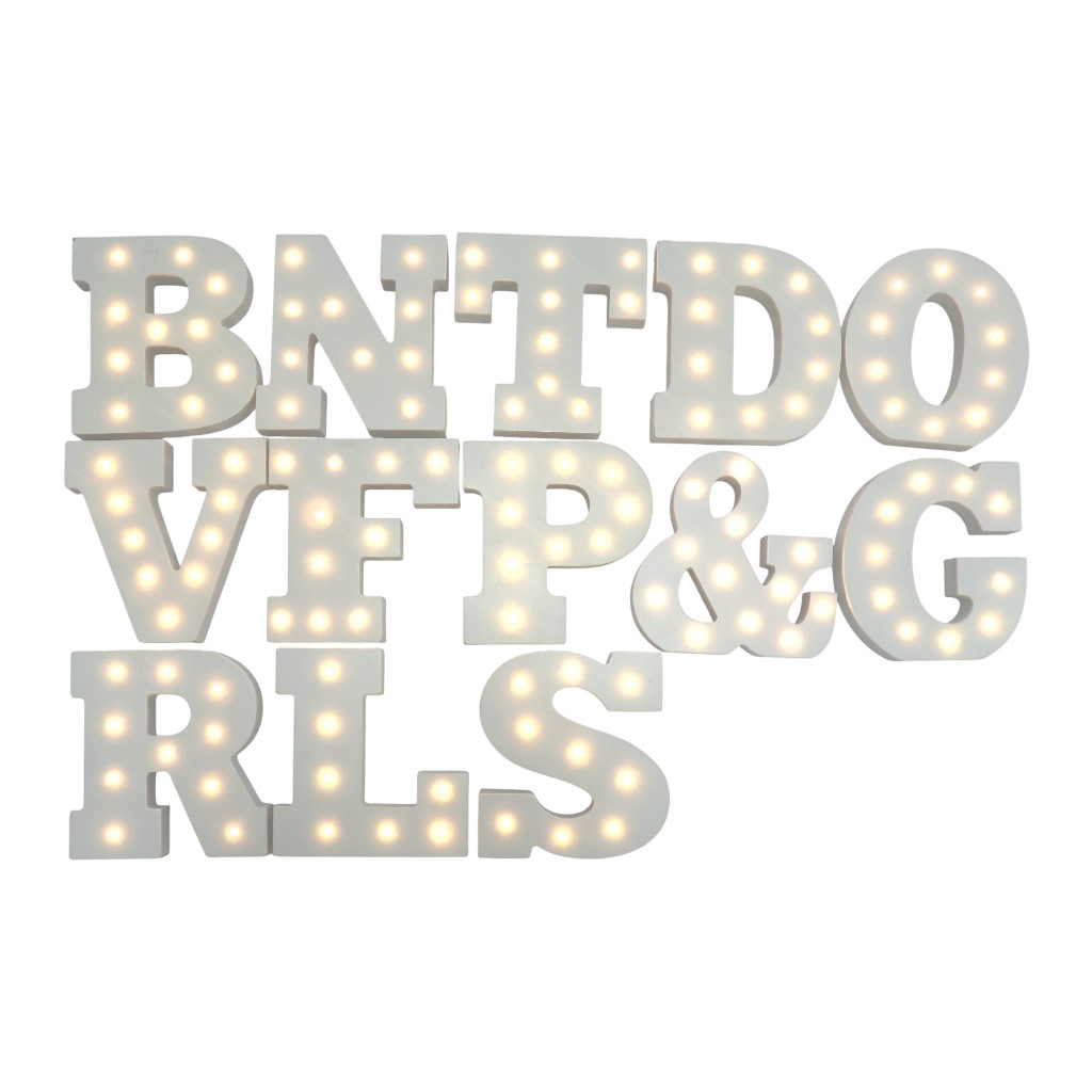Letra Decorativa Con Luces Led 14.5X15Cm