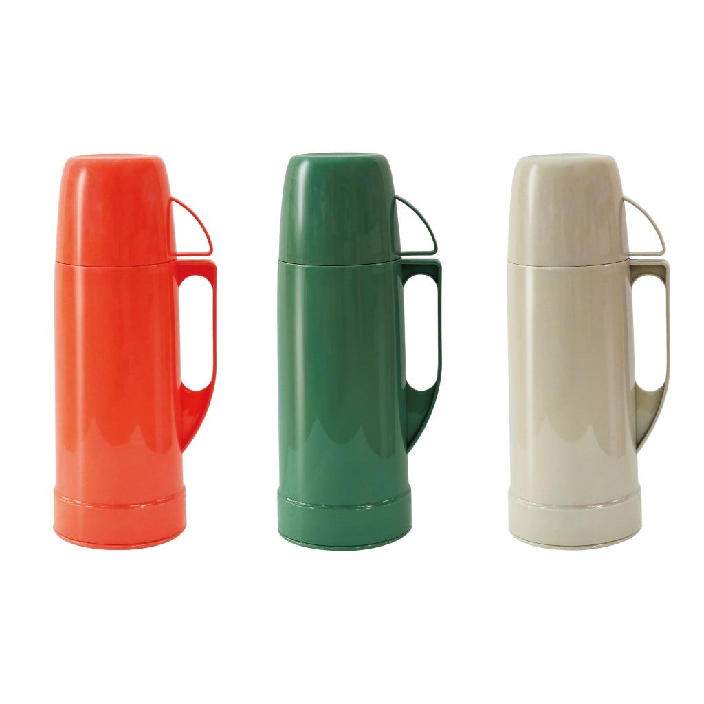 Termo De Plástico Con Taza Colores Surtidos 750Ml